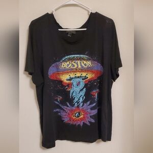 Forever 21 Plus Sized Boston Band Concert Graphic Relaxed Tee Double Sided 3X